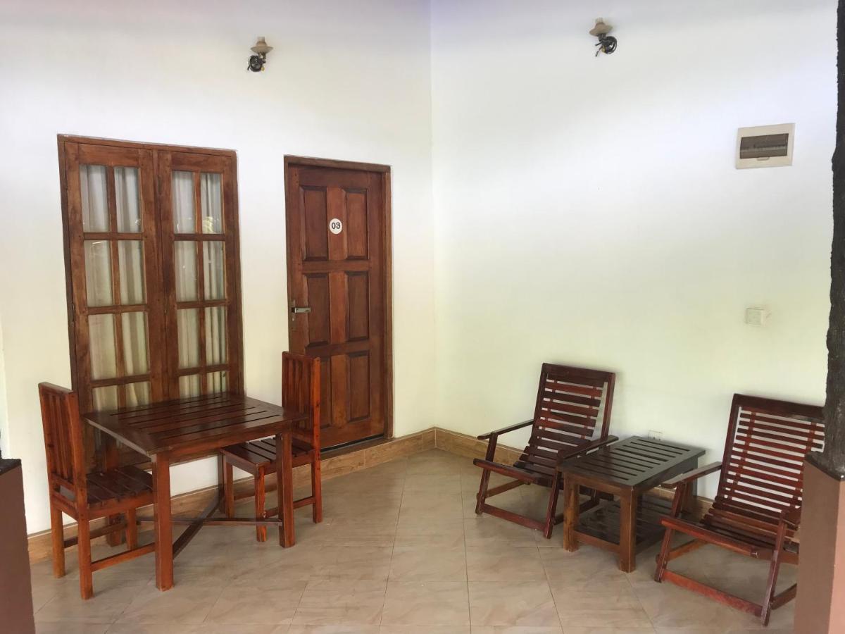 Paris Garden Resort Trincomalee Eksteriør bilde