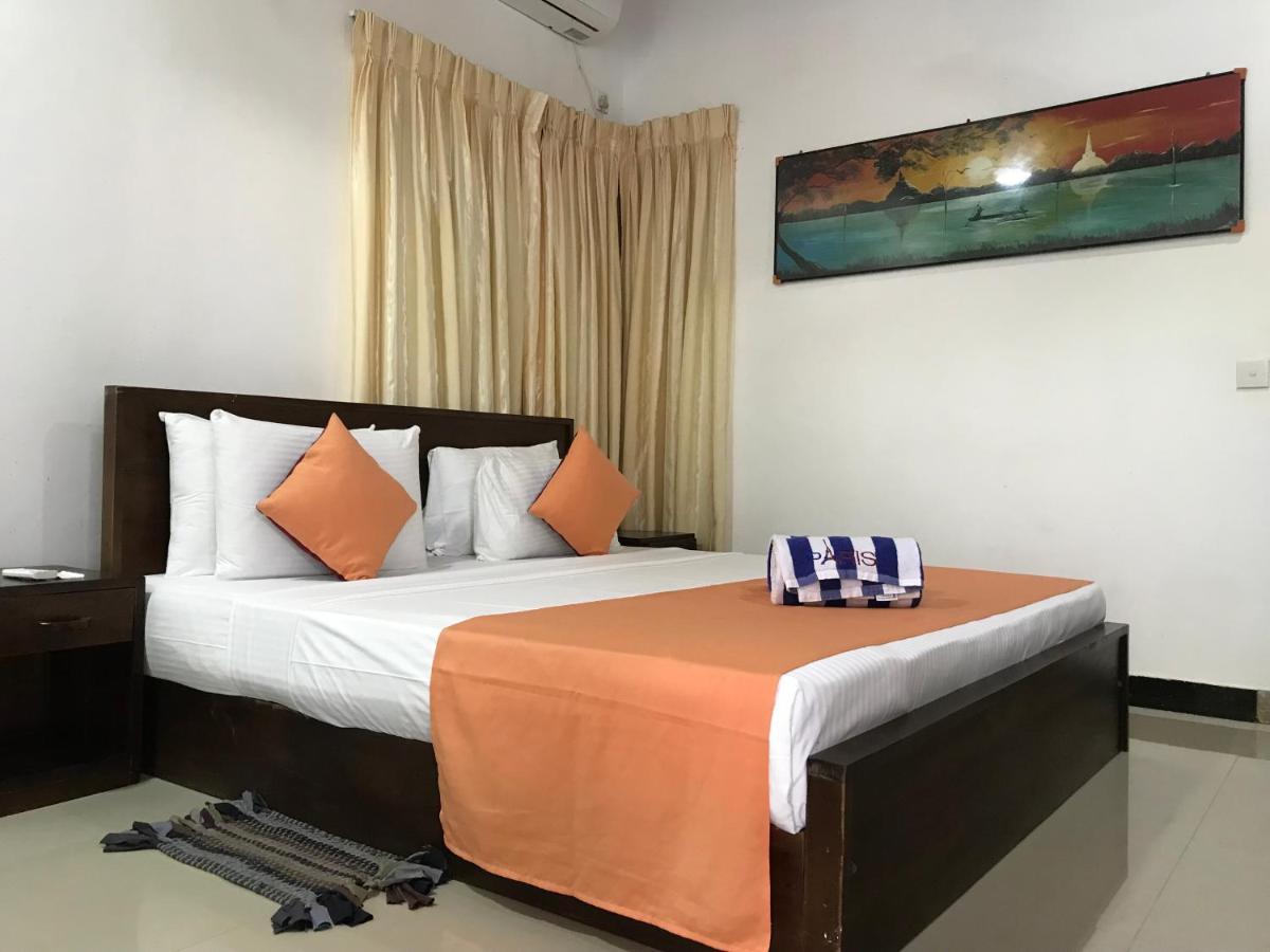 Paris Garden Resort Trincomalee Eksteriør bilde