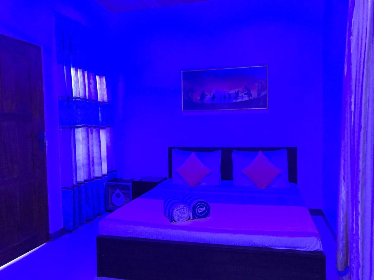Paris Garden Resort Trincomalee Eksteriør bilde